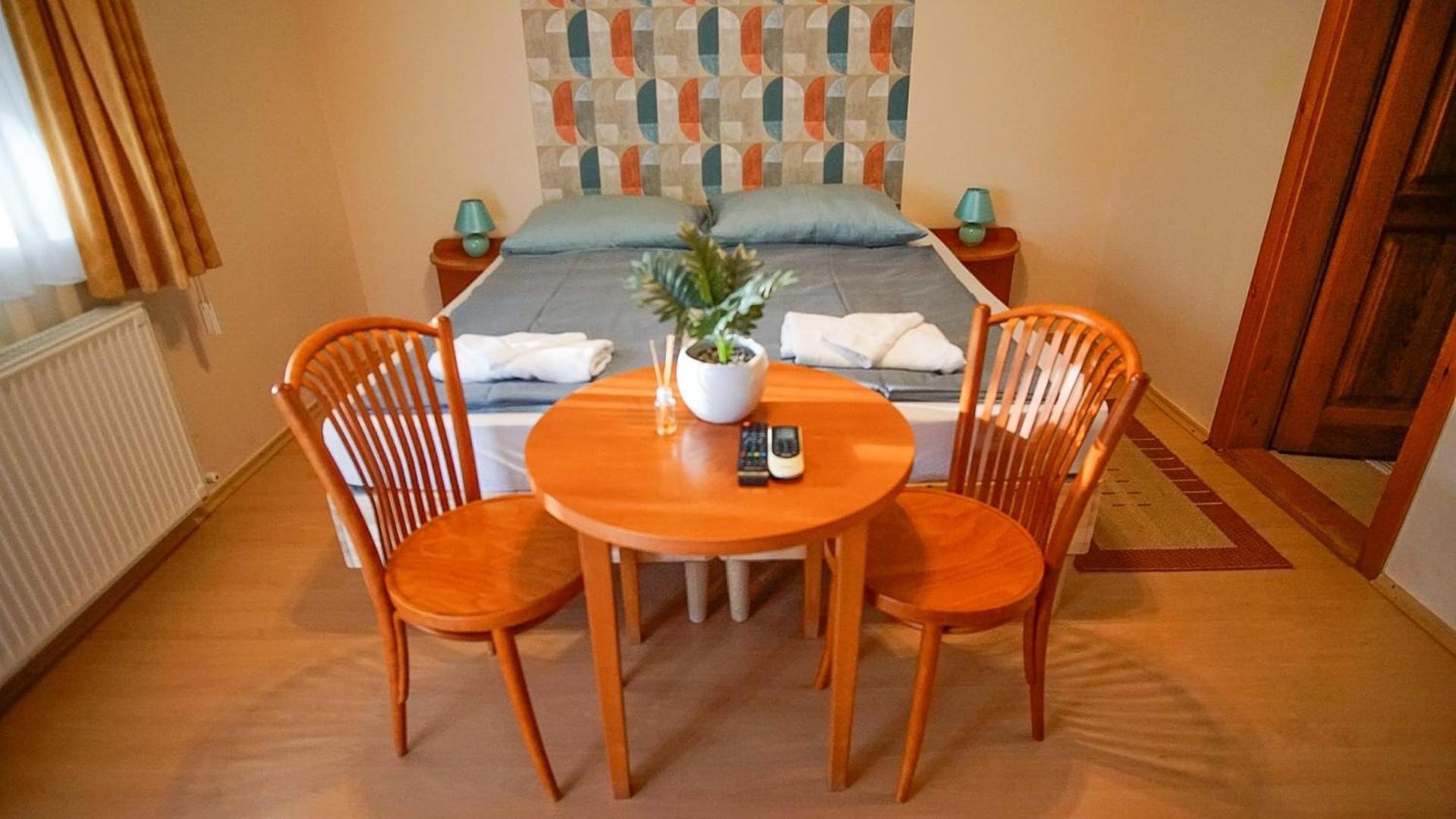 Zam-Zem Holiday Apartman ไฮจ์ดุสโซบอสโล ภายนอก รูปภาพ