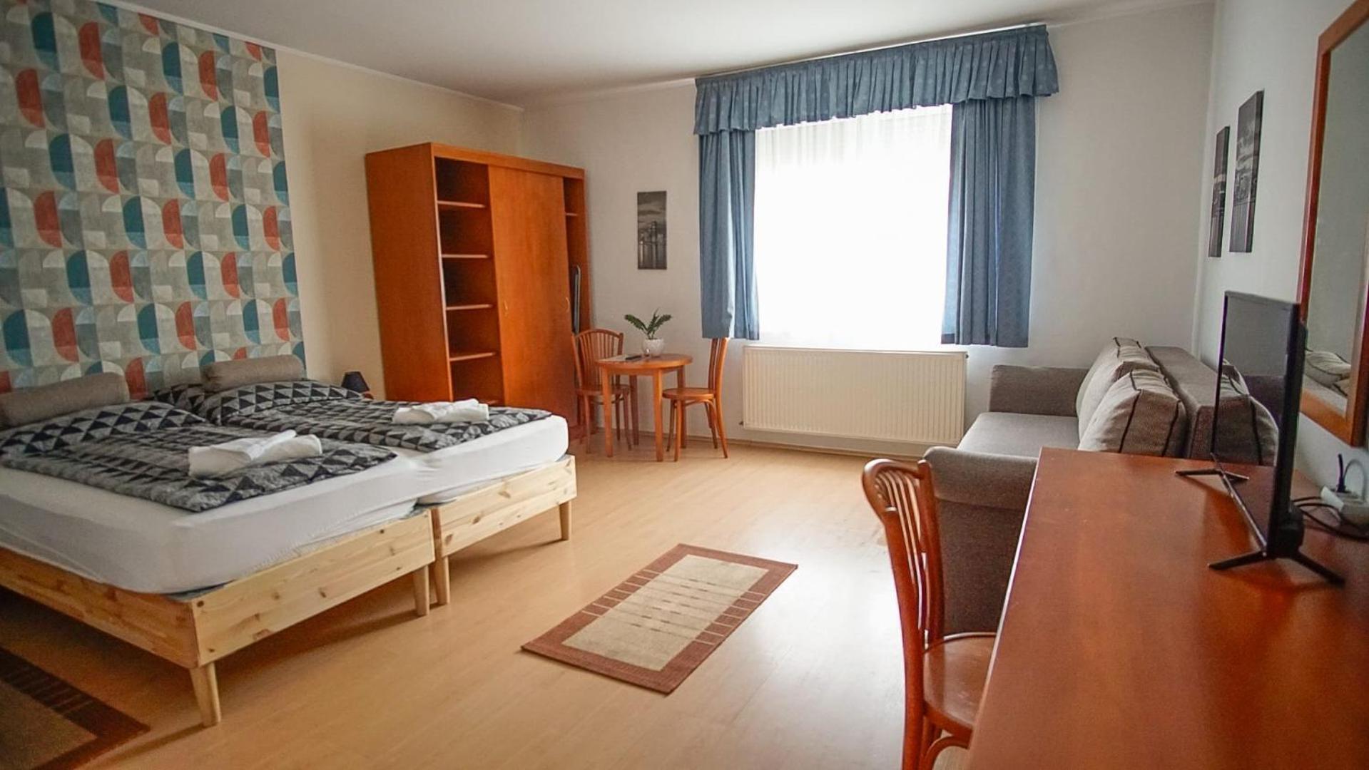 Zam-Zem Holiday Apartman ไฮจ์ดุสโซบอสโล ภายนอก รูปภาพ